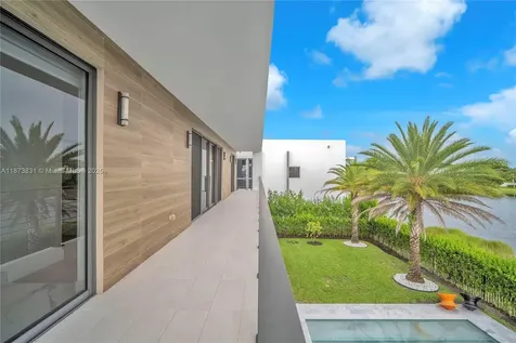 16572 S Botaniko Drive S Weston FL 33326