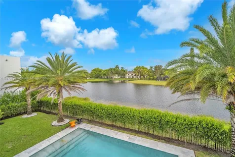 16572 S Botaniko Drive S Weston FL 33326
