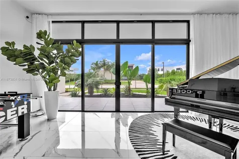 16572 S Botaniko Drive S Weston FL 33326