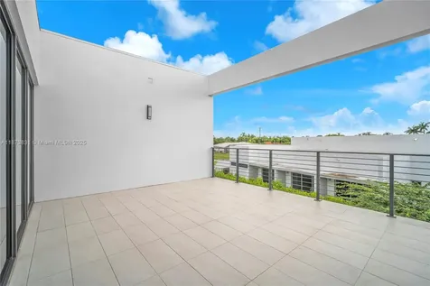 16572 S Botaniko Drive S Weston FL 33326