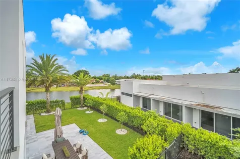 16572 S Botaniko Drive S Weston FL 33326