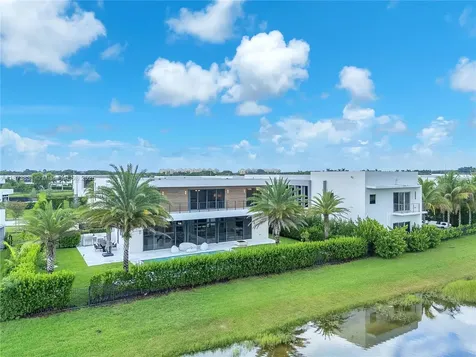 16572 S Botaniko Drive S Weston FL 33326