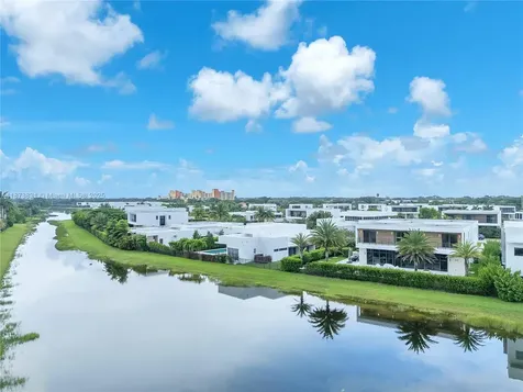 16572 S Botaniko Drive S Weston FL 33326