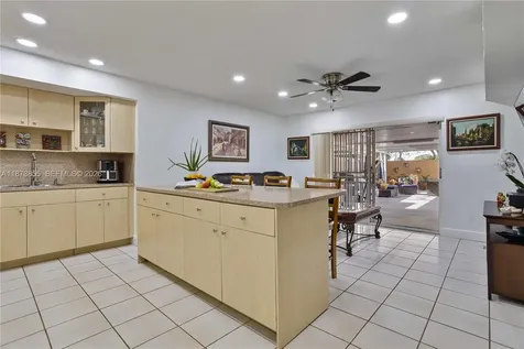 7801 SW 9th Terrace Miami FL 33144