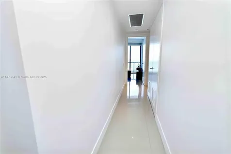 3250 NE 188th Street Aventura FL 33180