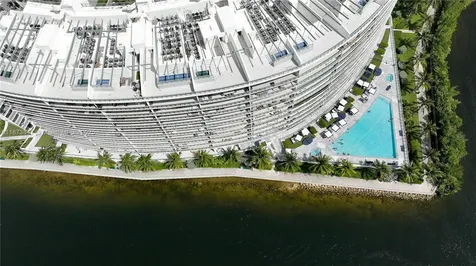 3250 NE 188th Street Aventura FL 33180