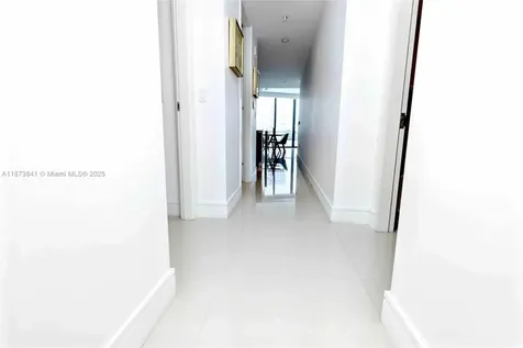 3250 NE 188th Street Aventura FL 33180