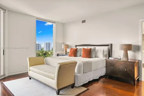 21200 Point Place Aventura FL 33180