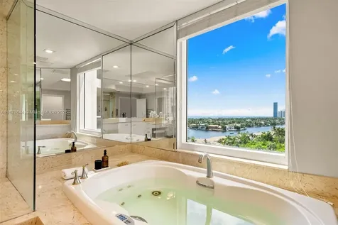 21200 Point Place Aventura FL 33180