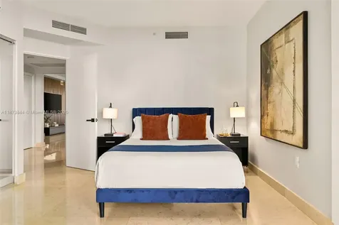 21200 Point Place Aventura FL 33180