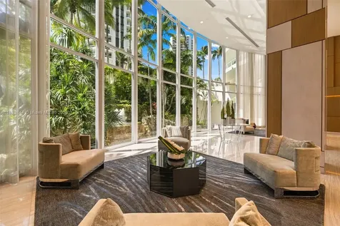 21200 Point Place Aventura FL 33180