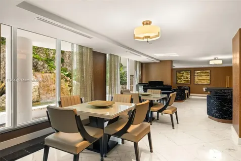 21200 Point Place Aventura FL 33180