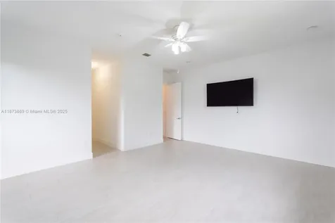 32352 SW 199th Place Homestead FL 33030