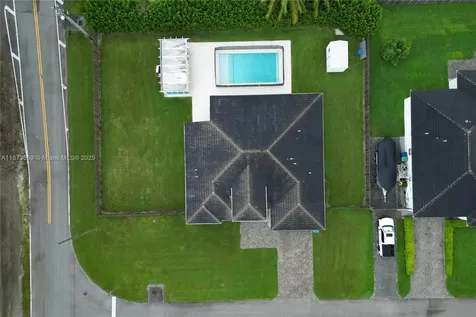 32352 SW 199th Place Homestead FL 33030