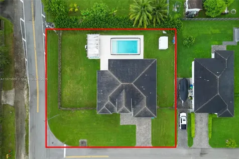 32352 SW 199th Place Homestead FL 33030