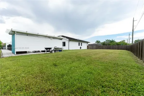 32352 SW 199th Place Homestead FL 33030