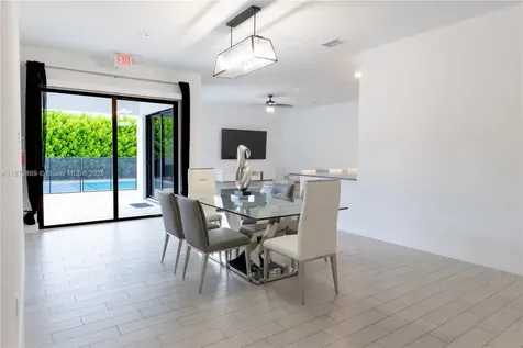 32352 SW 199th Place Homestead FL 33030