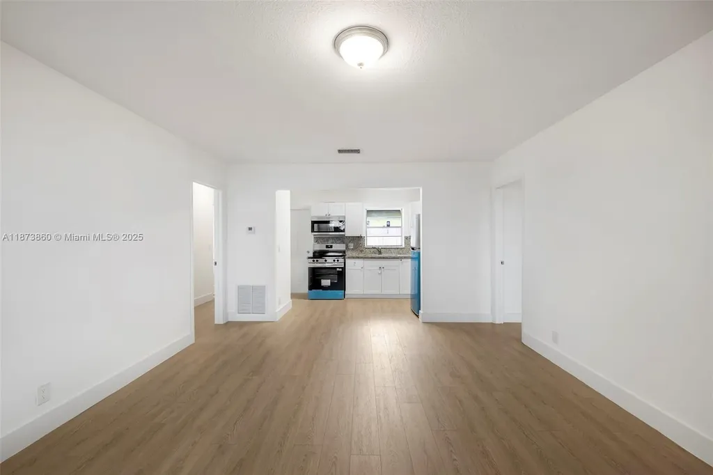 2033 Dewey Street Hollywood FL 33020