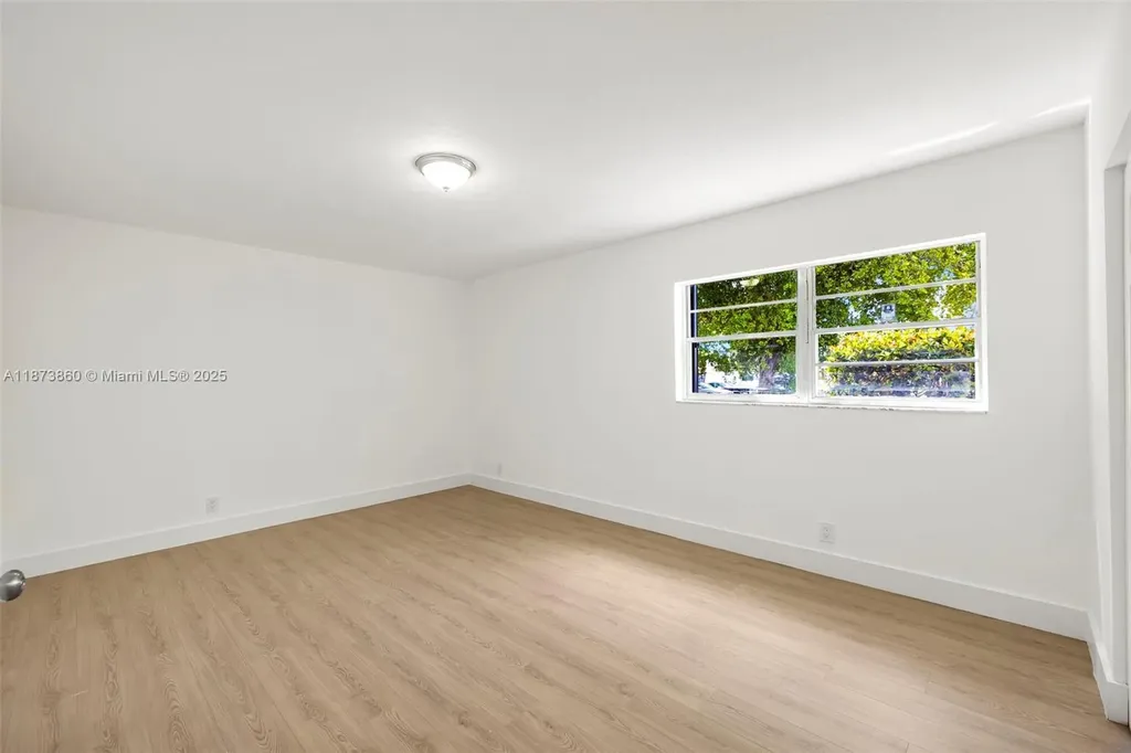 2033 Dewey Street Hollywood FL 33020
