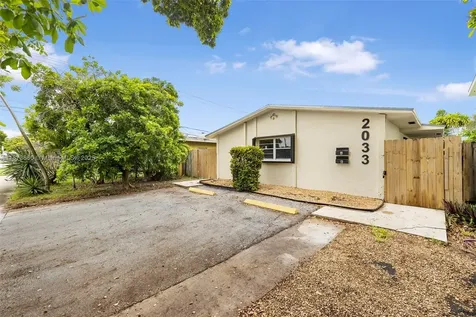 2033 Dewey Street Hollywood FL 33020