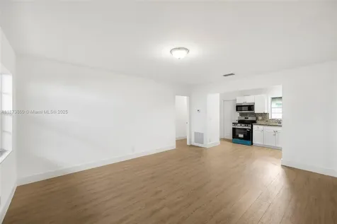 2033 Dewey Street Hollywood FL 33020