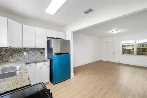 2033 Dewey Street Hollywood FL 33020