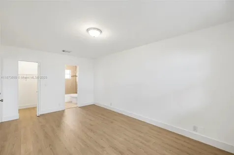 2033 Dewey Street Hollywood FL 33020