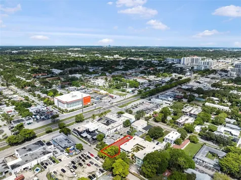 2033 Dewey Street Hollywood FL 33020