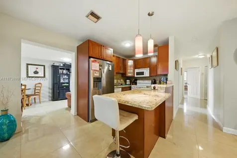 7375 SW 34th Street Miami FL 33155