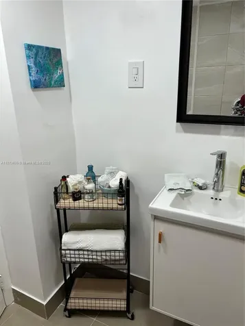 3475 N Country Club Drive Aventura FL 33180