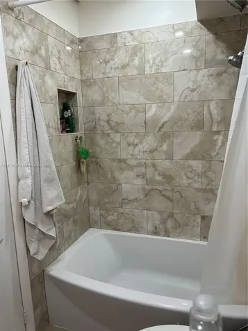 3475 N Country Club Drive Aventura FL 33180