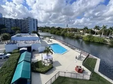 3475 N Country Club Drive Aventura FL 33180
