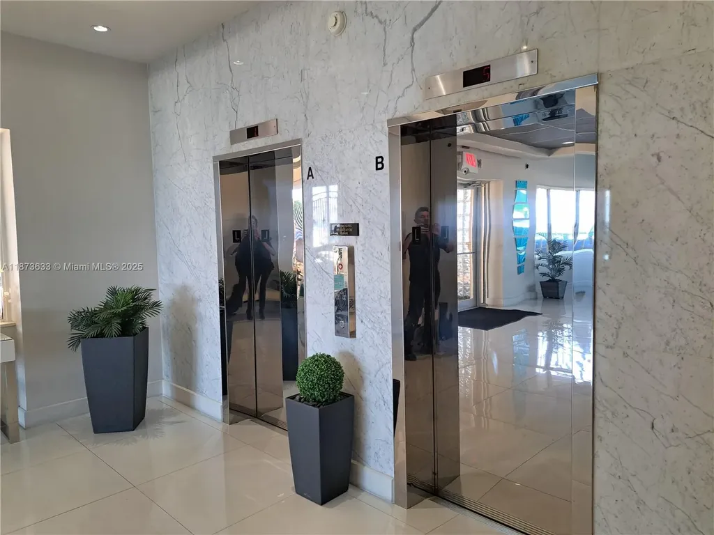 345 N Fort Lauderdale Beach Boulevard Fort Lauderdale FL 33304