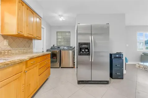 4200 NW 2nd Street Plantation FL 33317