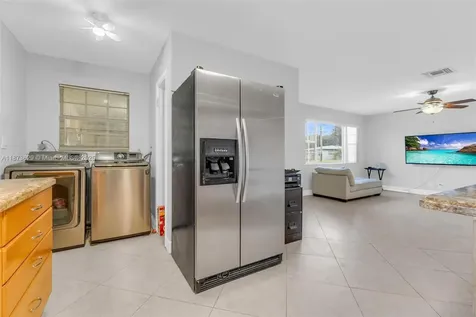 4200 NW 2nd Street Plantation FL 33317
