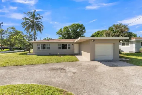 4200 NW 2nd Street Plantation FL 33317