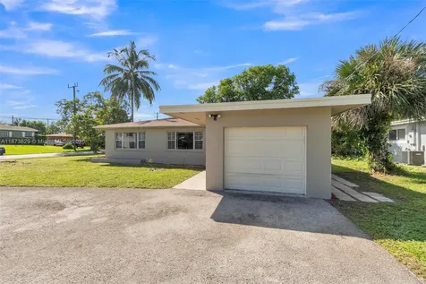 4200 NW 2nd Street Plantation FL 33317