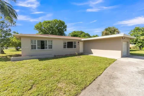 4200 NW 2nd Street Plantation FL 33317