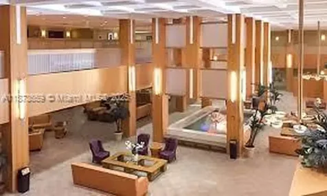 2042 Newcastle C Boca Raton FL 33434