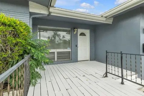 80 NE 48th Street Oakland Park FL 33334