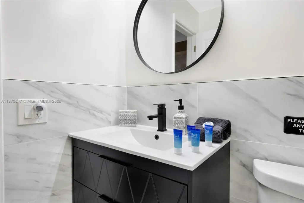 5740 NE 19th Avenue Fort Lauderdale FL 33308