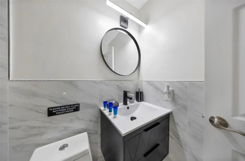 5740 NE 19th Avenue Fort Lauderdale FL 33308