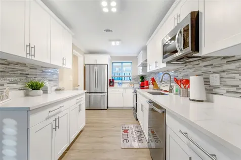 5740 NE 19th Avenue Fort Lauderdale FL 33308