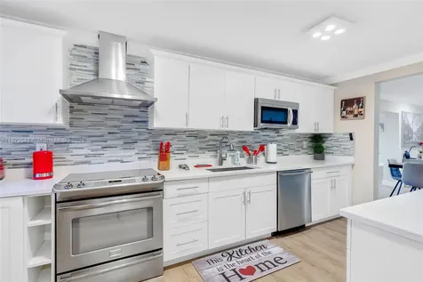 5740 NE 19th Avenue Fort Lauderdale FL 33308