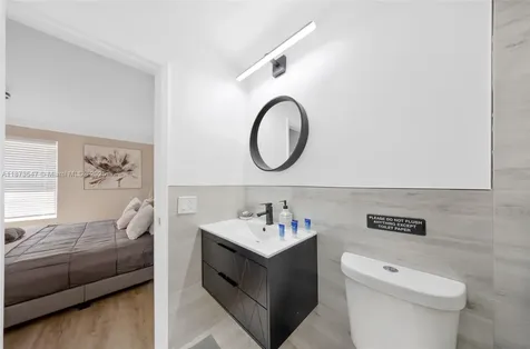 5740 NE 19th Avenue Fort Lauderdale FL 33308