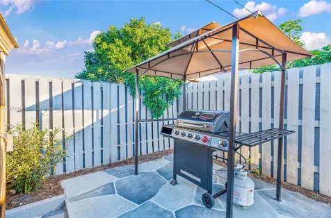 5740 NE 19th Avenue Fort Lauderdale FL 33308