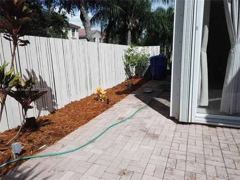 1140 Lidflower Street Hollywood FL 33019