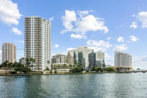 701 Brickell Key Boulevard Miami FL 33131
