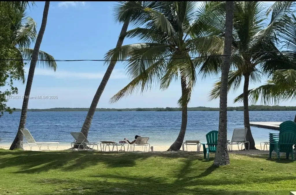 53 Bonefish Avenue Key Largo FL 33037