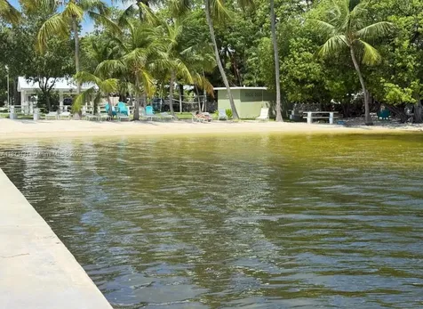 53 Bonefish Avenue Key Largo FL 33037